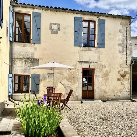 Petit Moulin De Veillard Villa Bourg-Charente Exterior photo